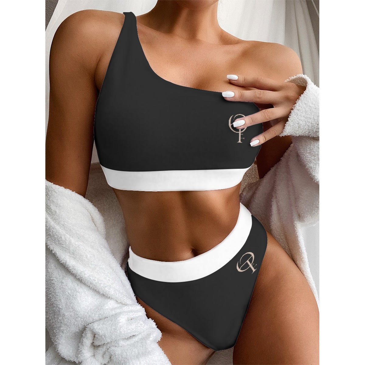 Bikini d'été élégant à épaule unique